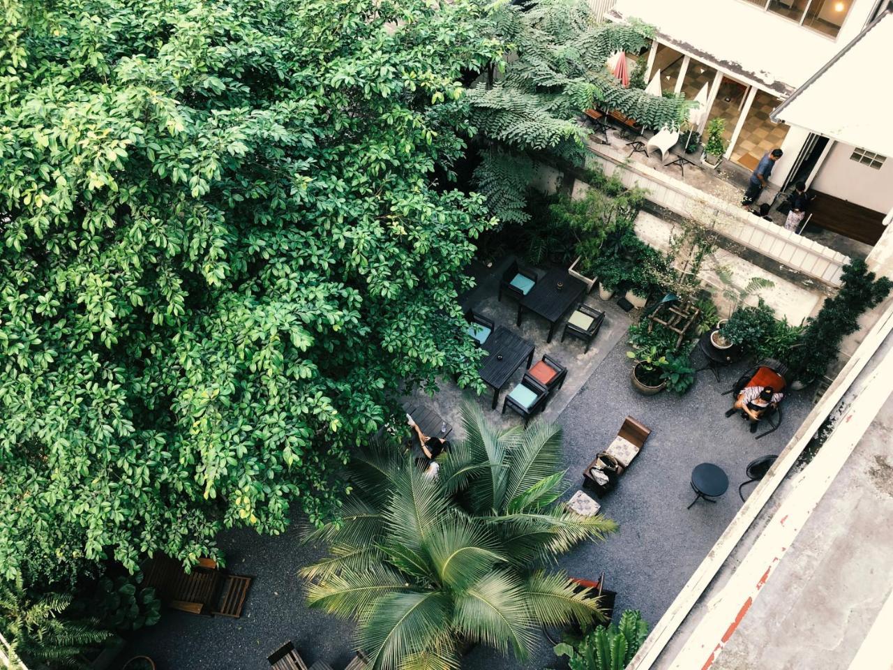 Yim Yam Hostel & Garden Bangkok Exterior photo